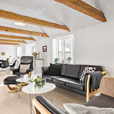 Σπίτι διακοπών 3 Bedroom Stunning In *