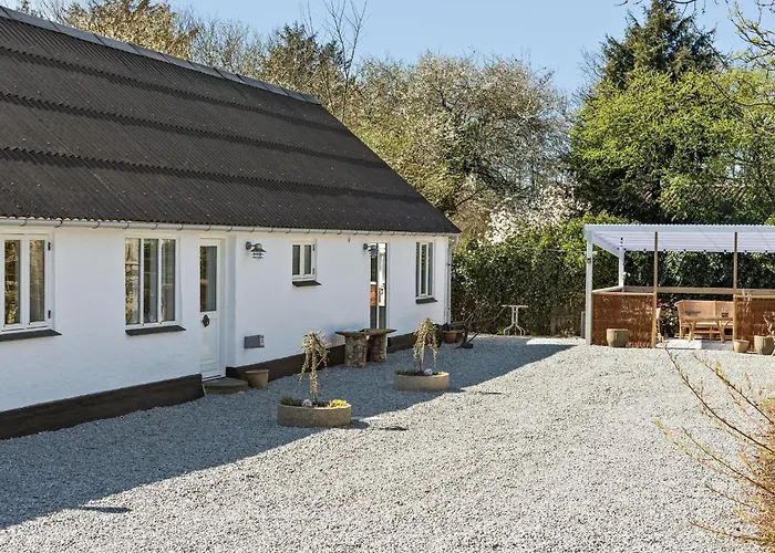 3 Bedroom Stunning In Ferienhaus *